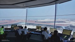 大興機(jī)場首架國慶航班中聯(lián)航2225起飛離開機(jī)場-澳大利亞國際空運(yùn)