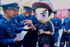 廈門海運(yùn)-空軍與地方物流企業(yè)簽訂戰(zhàn)略合作協(xié)議一年來(lái)，補(bǔ)齊了哪些短板？