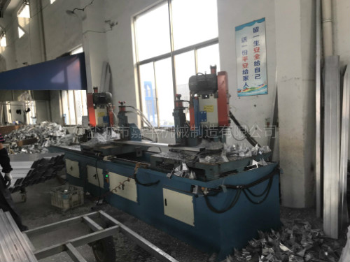 南京普通鋁托盤的生銹處理你知道多少?