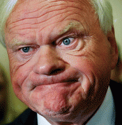 伊朗的空運價格挪威船王John Fredriksen被騙