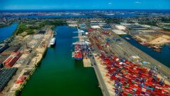 空運(yùn)價格-美國港口一季度貨運(yùn)量或跌20%，但情況正在向好