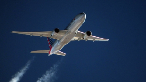 美航36年來(lái)首次實(shí)現(xiàn)全貨運(yùn)航班 將為防疫物資運(yùn)輸提供支持527655_ 美航36年來(lái)首次實(shí)現(xiàn)全貨運(yùn)航班 將為防疫物資運(yùn)輸提供支持