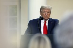 特朗普：計(jì)劃對(duì)部分國(guó)際航班旅客進(jìn)行新冠測(cè)試
-雅加達(dá)海運(yùn)費(fèi)