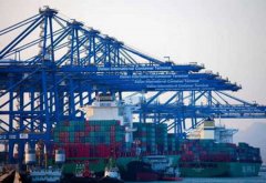 大連港鐵礦石中轉(zhuǎn)業(yè)務(wù)挺進東南亞市場 國際中轉(zhuǎn)合作港口達(dá)20余個
-迪拜空運