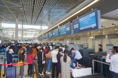 并以十九屆五中全會(huì)精神為指引
-fba空運(yùn)